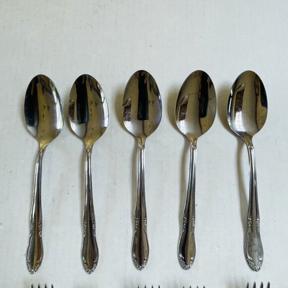 Oneida Chateau Stainless Steel Forks Spoons 11 pieces Flatware Replacement - Picture 3 of 6
